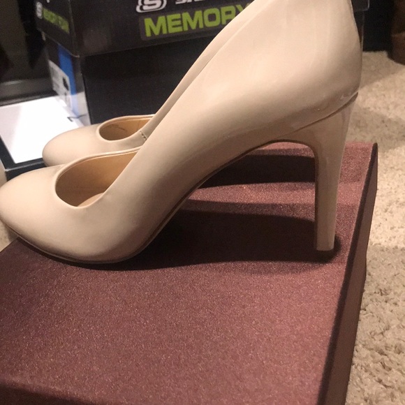 BCBGeneration - Picture 2 of 5